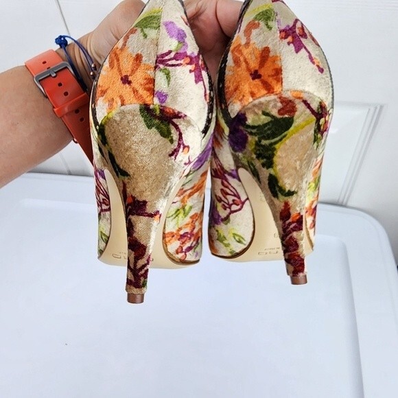 Etro Floral Velvet Pumps High Heels Shoes Buckles Lace-up Size 40 EU / 9.5 US - Picture 12 of 14